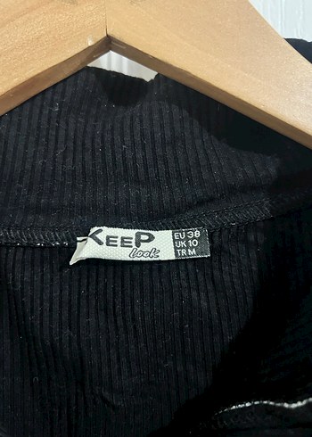 Siyah V yaka Uzun Kollu Crop Top - Görsel 3