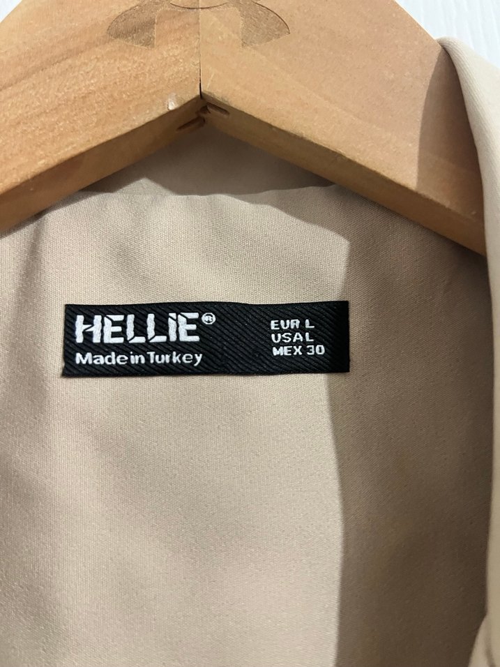 Bej Kadın Klasik Kesim Ceket - Görsel 3