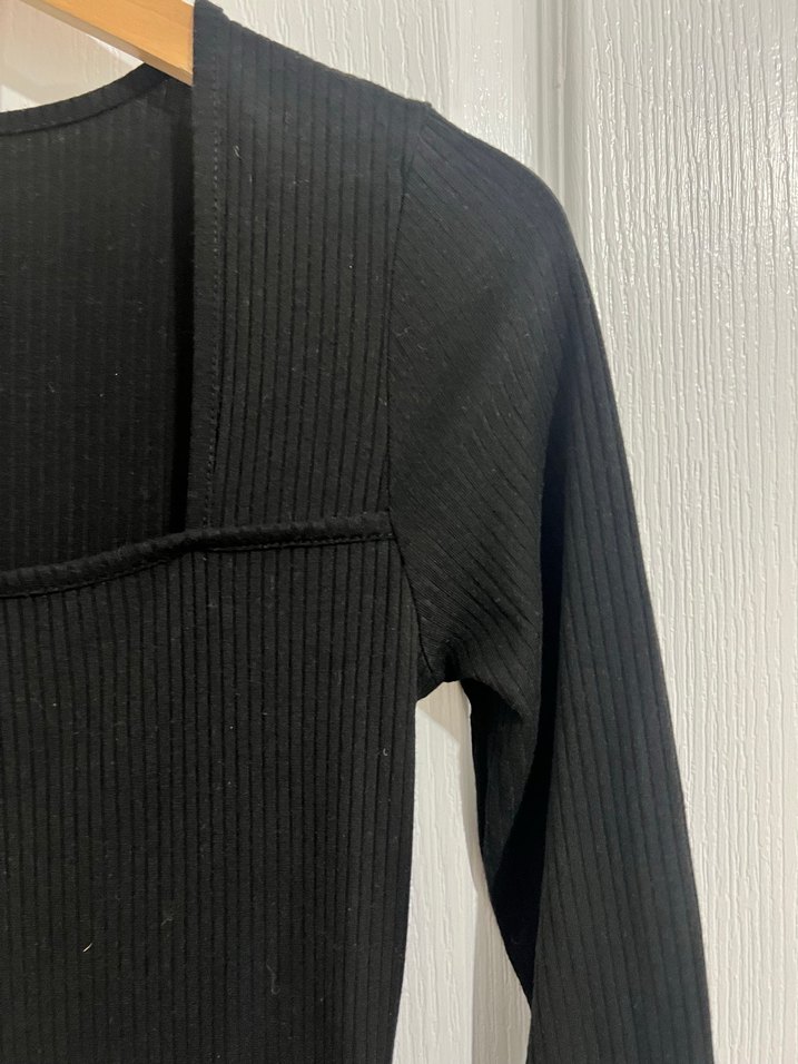 Siyah V Yaka Uzun Kollu Dar Kesim Elbise - Görsel 2