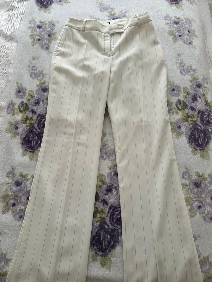 Beyaz Kumaş Pantolon - Görsel 2