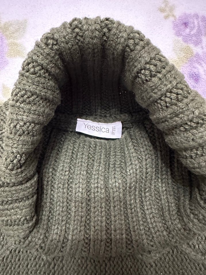 Yeşil Örgü Boğazlı Kadın Kazak - Görsel 2