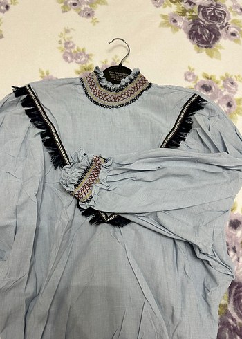 Mavi Nakışlı Bohem Kadın Bluz - Görsel 2