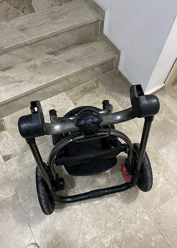 Gri ve Siyah Bebek Arabası - Görsel 14