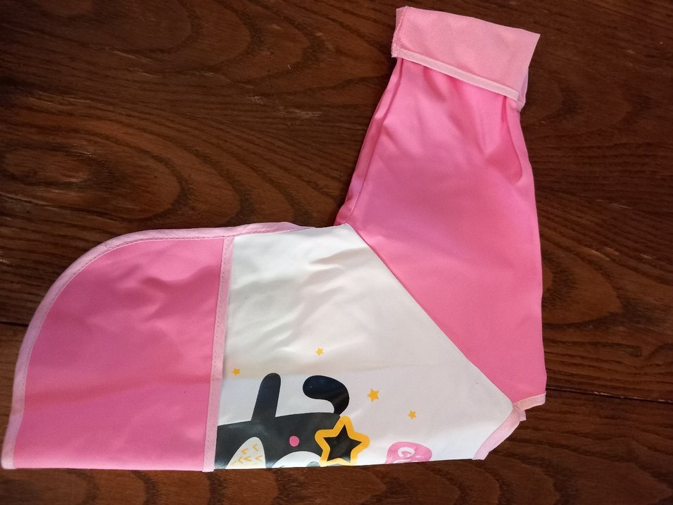 Pembe Baskılı Bebek Önlüğü - Görsel 5