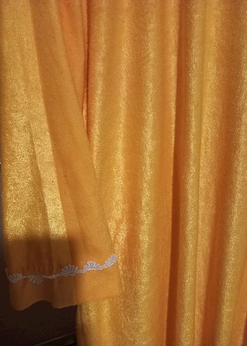 Uzun Sarı Bağcıklı Kadın Sabahlık - Görsel 8