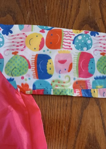 Renkli Baskılı Bebek Önlüğü - Görsel 2