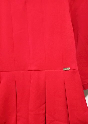 Kırmızı Pilili Midi Kadın Elbise - Görsel 2