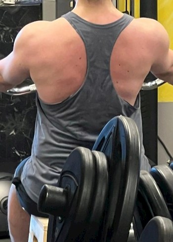 Gri Kamuflaj Desenli Erkek Sporcu Atlet - Görsel 2