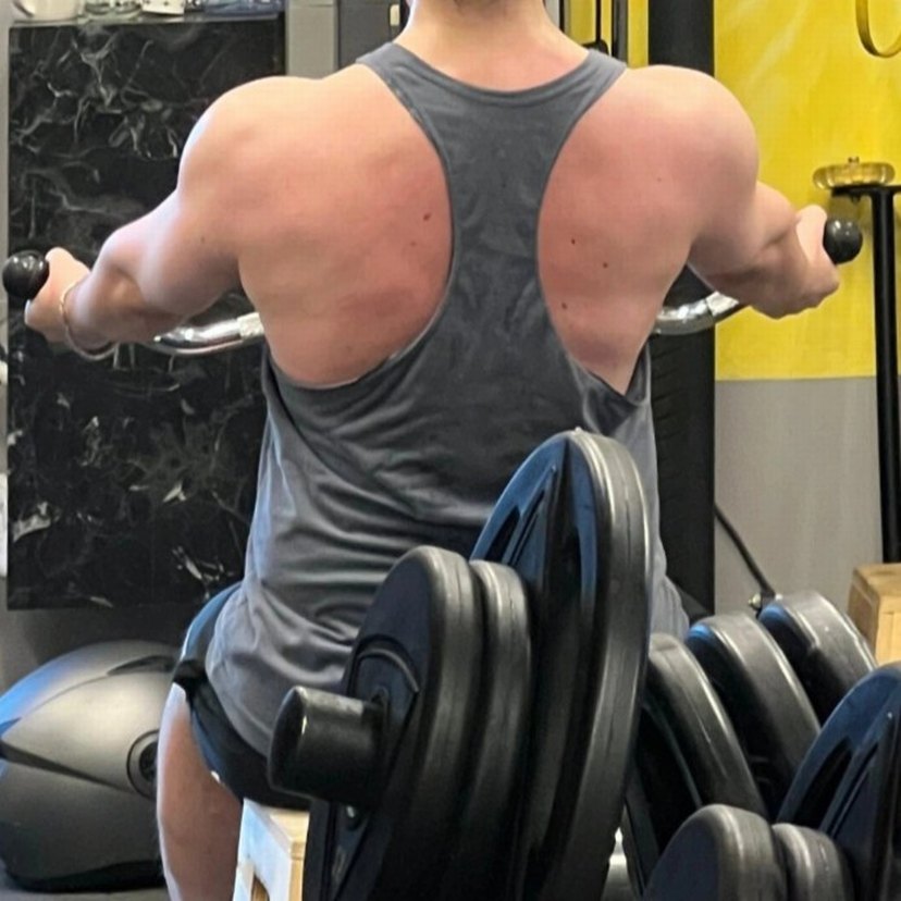 Gri Kamuflaj Desenli Erkek Sporcu Atlet - Görsel 2