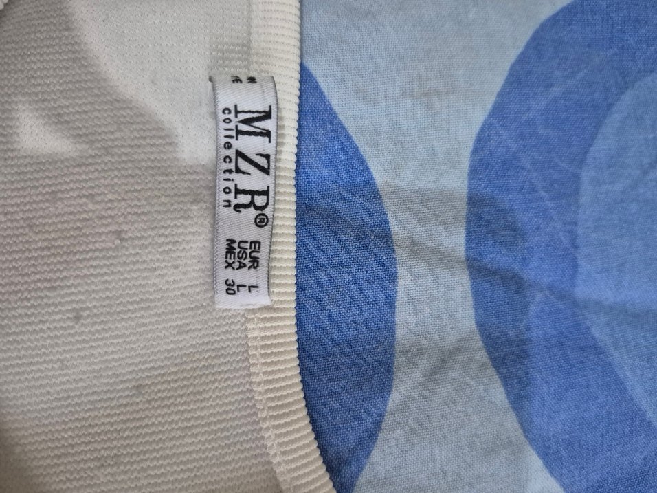 Düğmeli Beyaz Kısa Kollu Hamile Tişörtü - Görsel 2