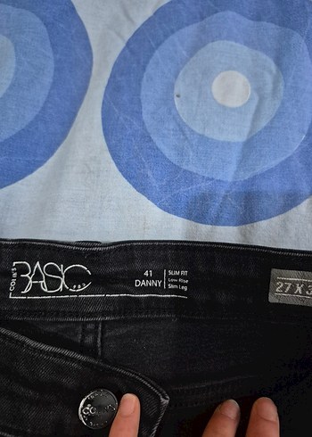 Gri Düğmeli Kadın Kot Pantolon - Görsel 2