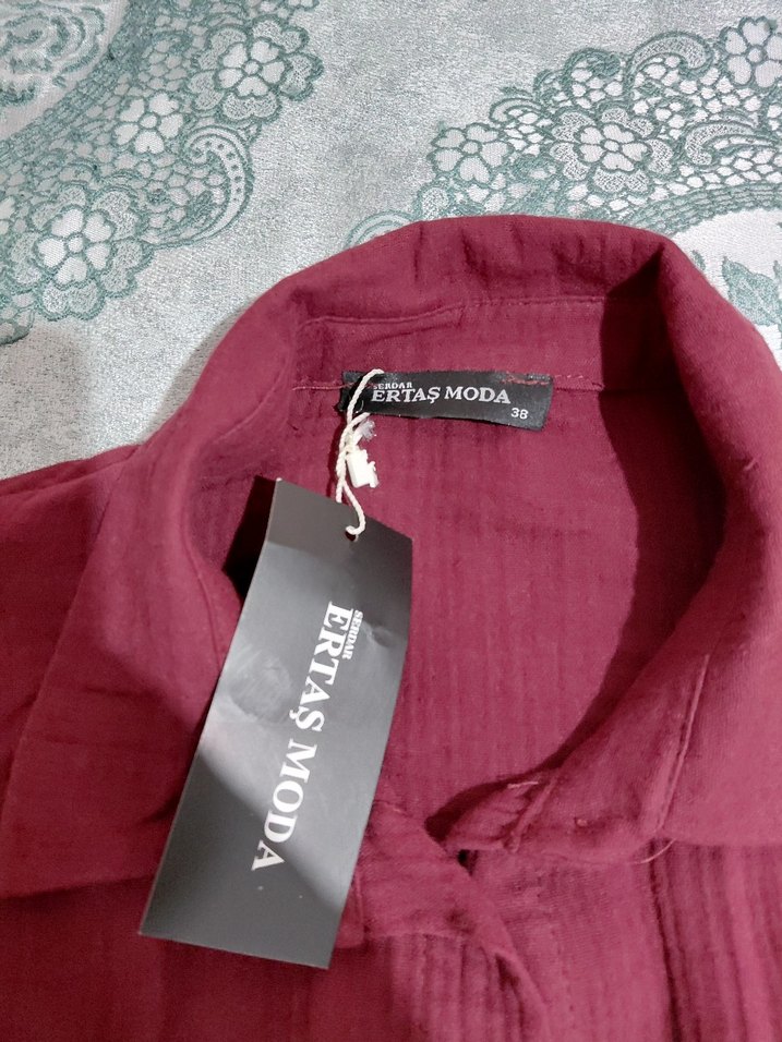 Bordo Düğmeli Kadın Keten Gömlek - Görsel 2