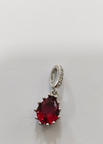 Kırmızı Renkli İşlemeli Kadın Kolye Ucu - Görsel 6