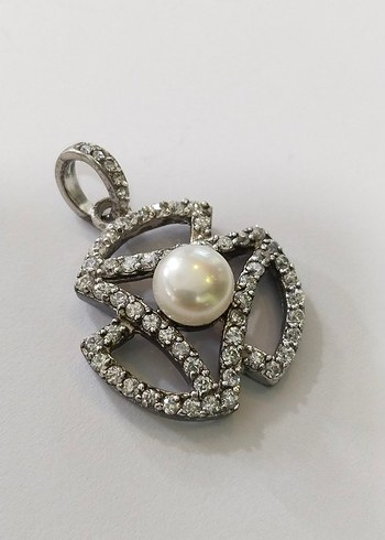 İnci ve Taş Detaylı Gri Çiçekli Kolye Ucu - Görsel 14