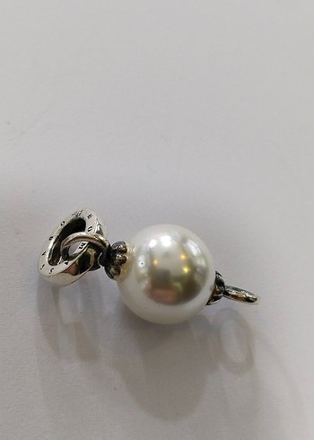 Beyaz İnci Boncuklu Kadın Charm - Görsel 6