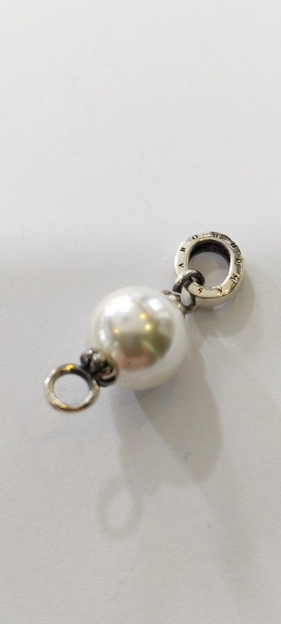 Beyaz İnci Boncuklu Kadın Charm - Görsel 5