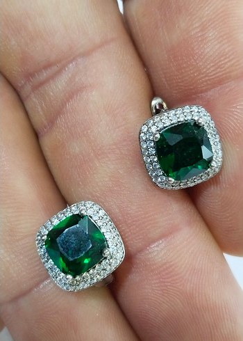 Yeşil Mini Kare Taşlı Küpe - Görsel 11