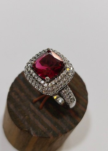 Kırmızı Taşlı Modern Klasik Kadın Yüzük - Görsel 4