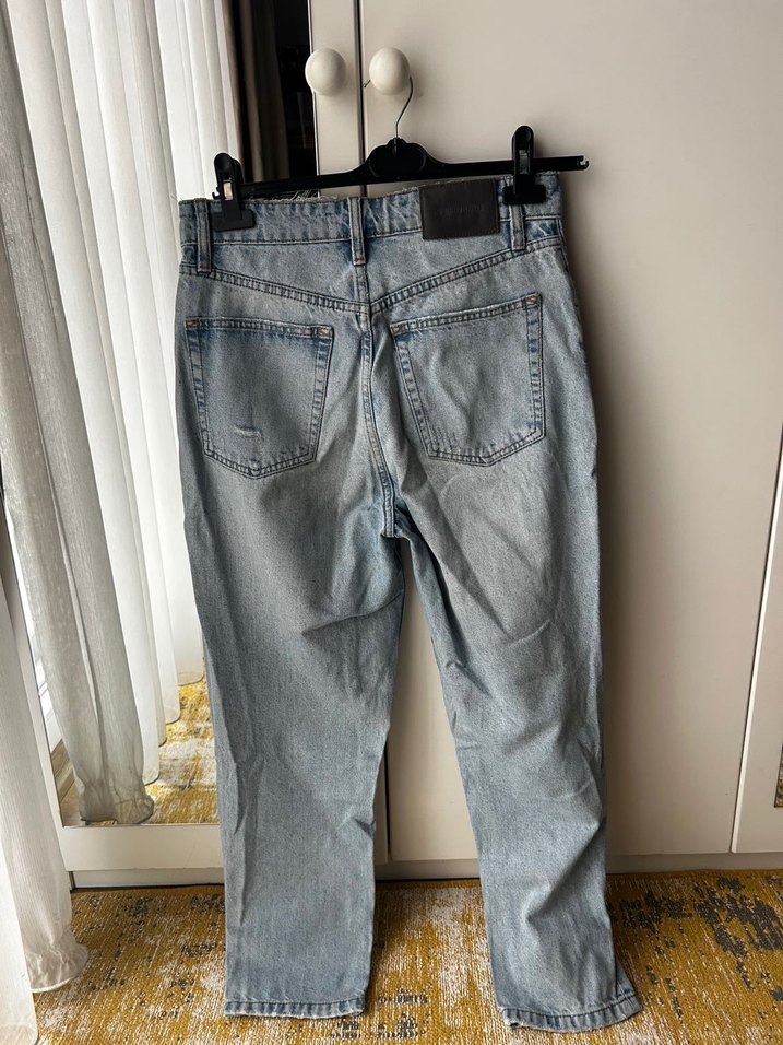 Pull&Bear Düğmeli Mom Jean - Görsel 3