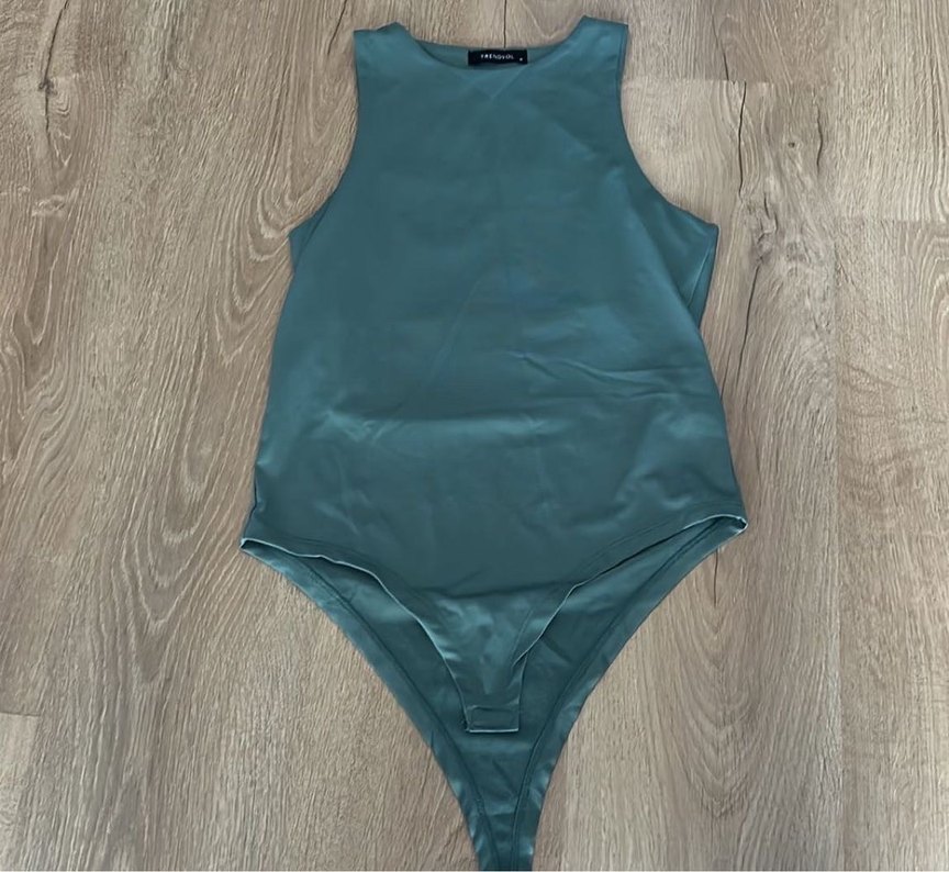 Petrol Yeşili Kolsuz Body - Görsel 3