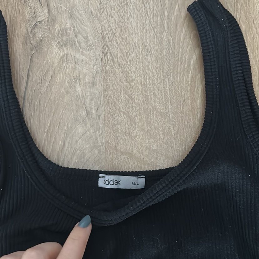 Siyah Kadın Spor Crop Top - Görsel 2