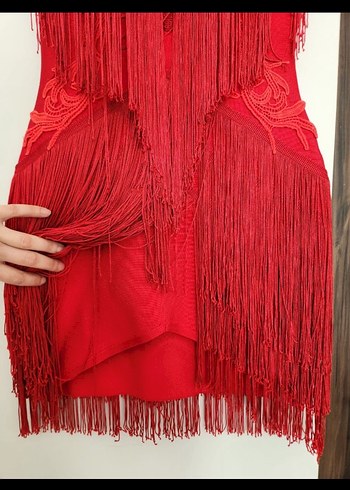 Püsküllü Kırmızı Mini Straplez Elbise - Görsel 3