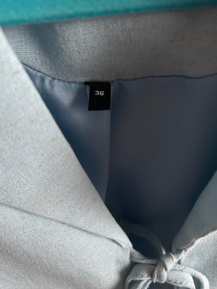 Düğmeli V Yakalı Mavi Mini Kadın Gömlek - Görsel 4