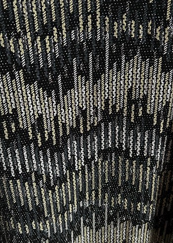 Drapeli Siyah Uzun Kollu Abiye Elbise - Görsel 3