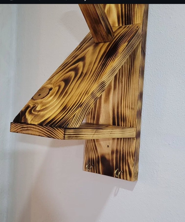 kasklık standı ahşaptan - Görsel 3