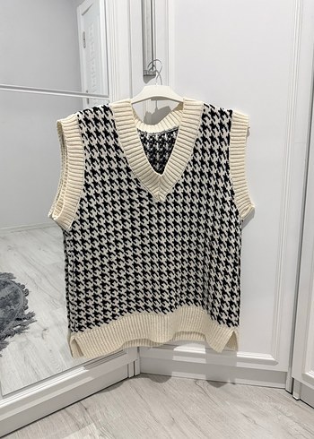 Ekoseli V Yaka Örgü Süveter - Görsel 2