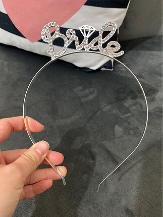 Bride tacı