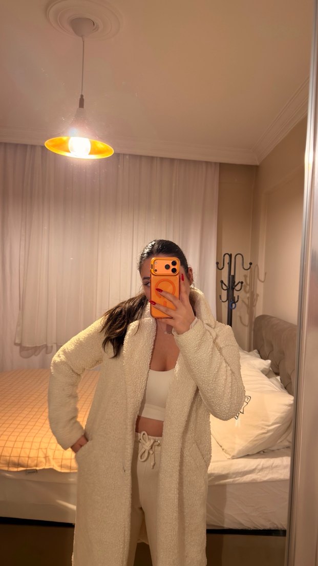 Beyaz Kadın Midi Boy Kabarık Kışlık Mont - Görsel 5