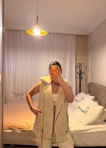 Bej Kadın Kolsuz Midi Kaban - Görsel 3