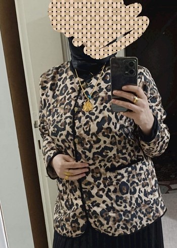 Düğmeli Leopar Desenli Kadın Ceket - Görsel 4
