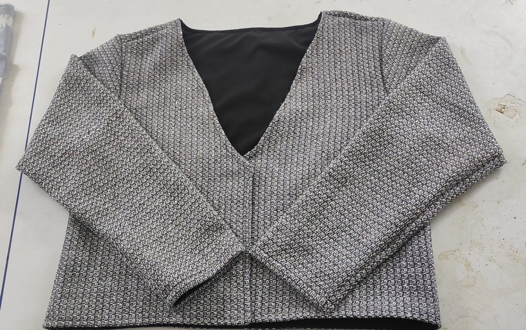 Gri Tüvit Crop Ceket - V Yaka Kısa Ceket - Görsel 3