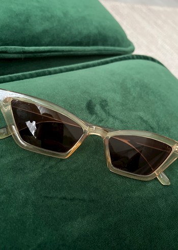 Kadın güneş gözlüğü - Görsel 3