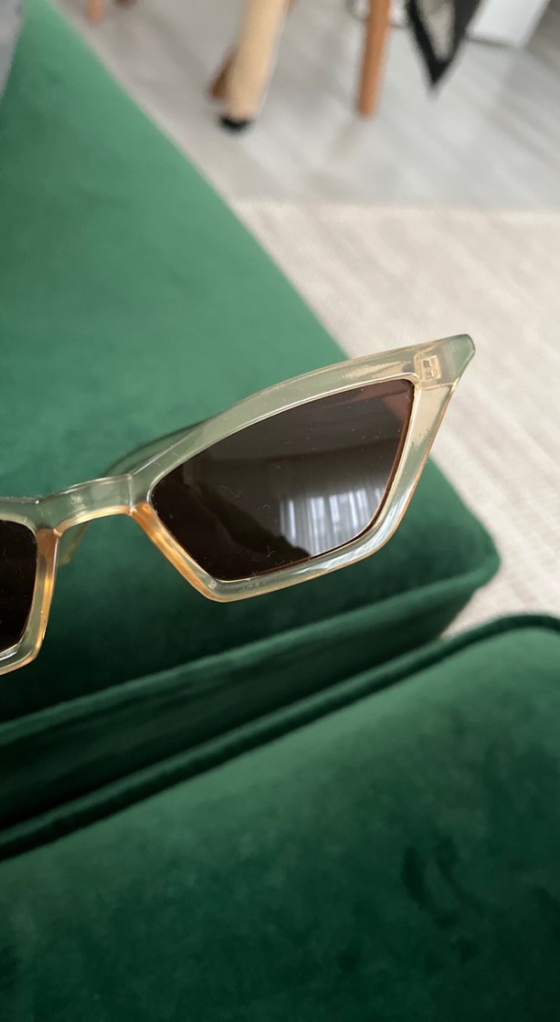 Kadın güneş gözlüğü - Görsel 2