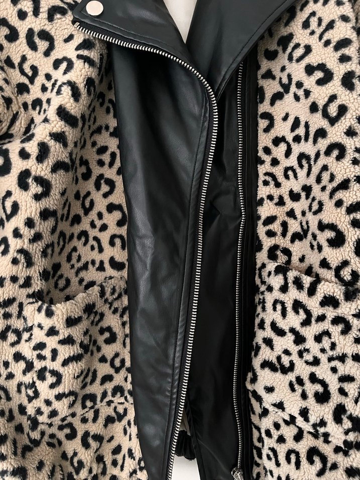 Kürk Detaylı Leopar Desenli Deri Kadın Ceket - Görsel 3