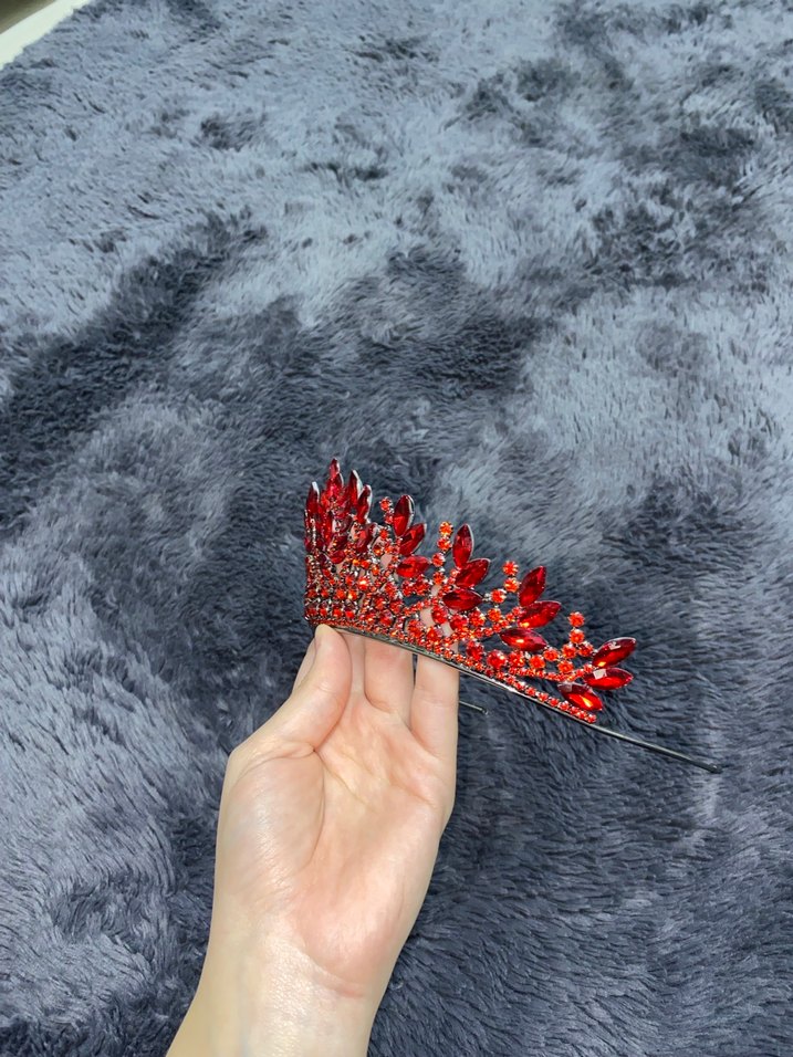 Kırmızı Pul Detaylı Taç kına tacı - Görsel 3