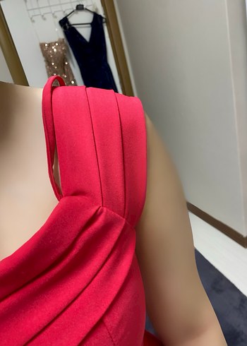 Kırmızı V Yakalı Midi Abiye Elbise - Görsel 4