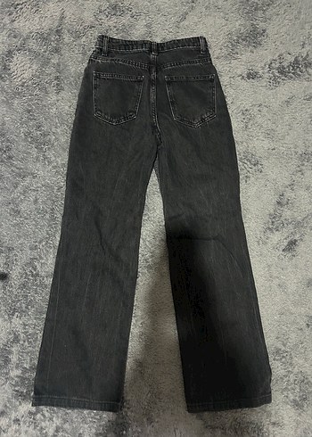 Siyah Yırtık Detaylı Salaş  Kot Pantolon - Görsel 3