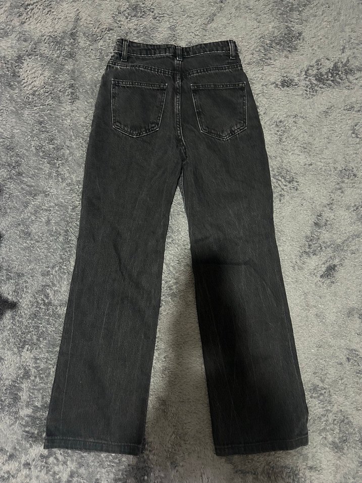 Siyah Yırtık Detaylı Salaş  Kot Pantolon - Görsel 3