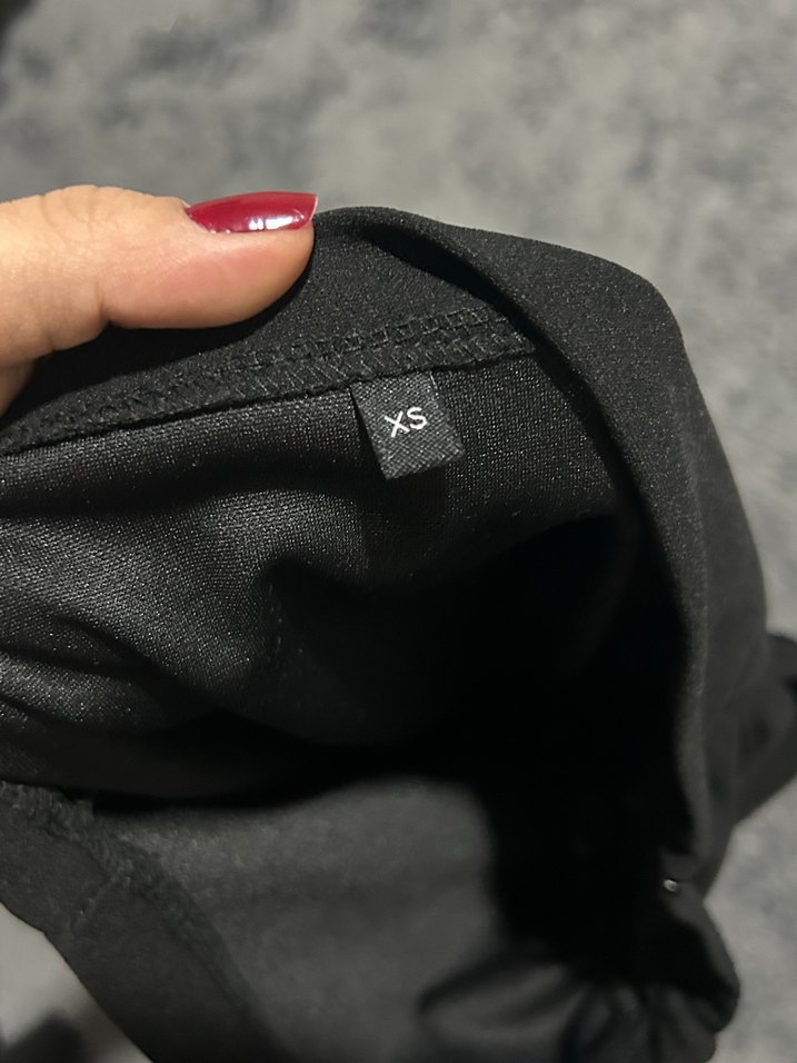 Siyah Uzun Fırfırlı Dar Kesim Etek - Görsel 2