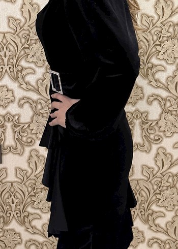 Klasik Şıklık Siyah Elbise - Görsel 3