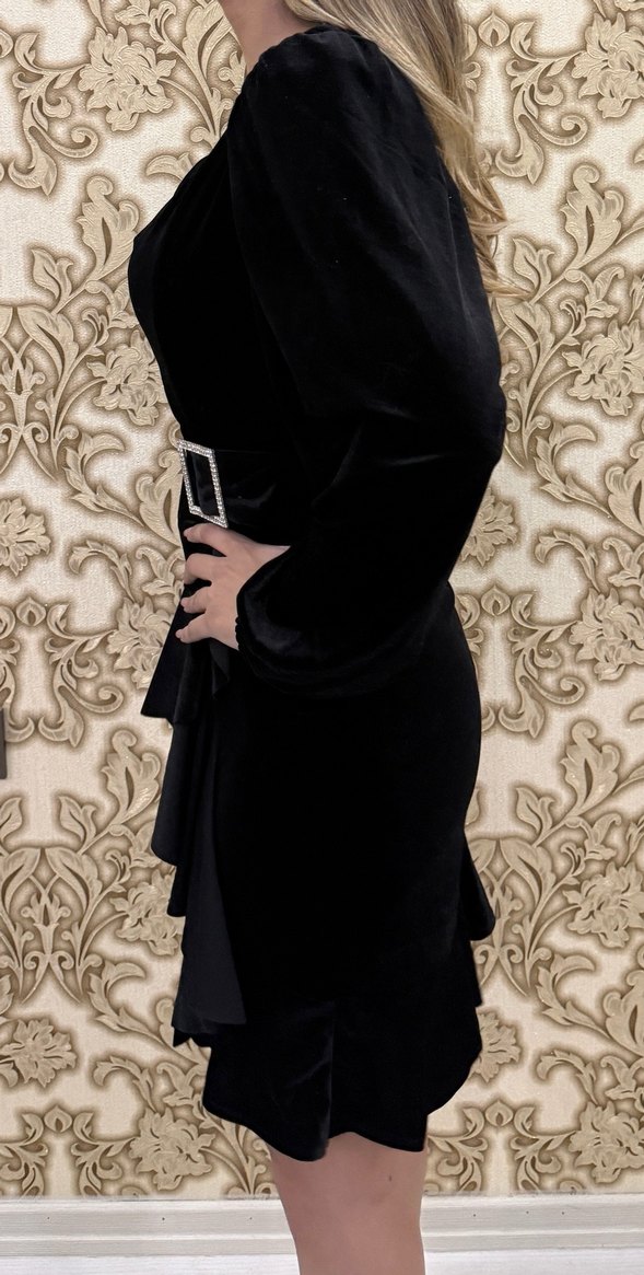 Klasik Şıklık Siyah Elbise - Görsel 3