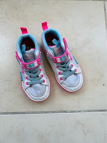 29 Beden Skechers