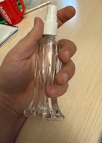 Şeffaf Kadın Parfüm Şişesi - Görsel 2