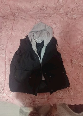 Gri Kapüşonlu Kürklü Kolsuz Kadın Yelek - Görsel 4