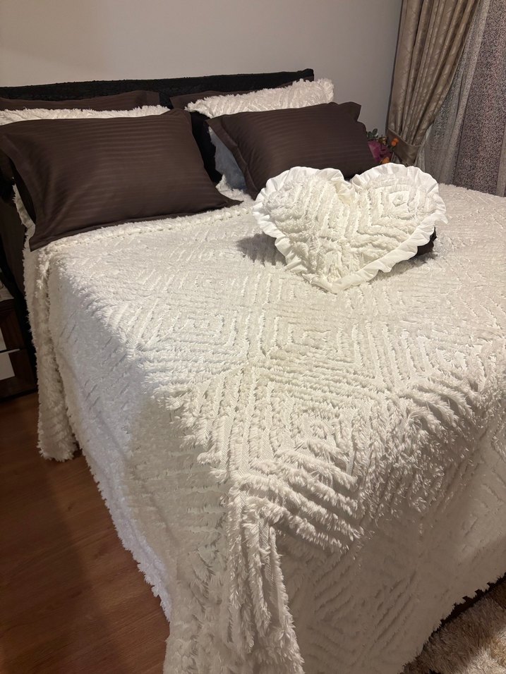 1 Adet Kahverengi Nevresim Takımı & 1 Adet Yatak Örtüsü Takımı - Görsel 3