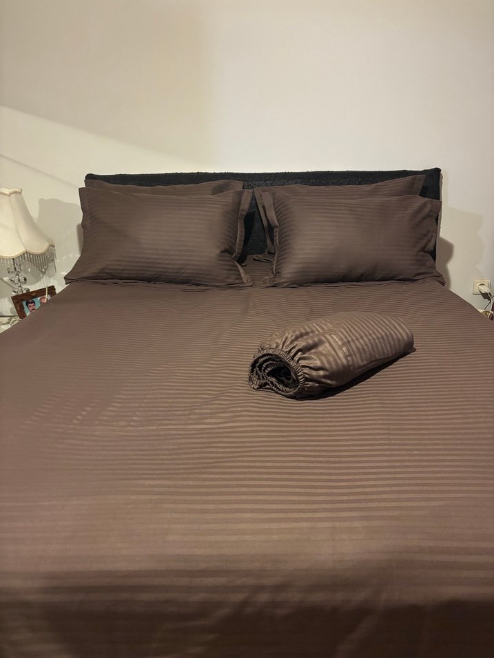 1 Adet Kahverengi Nevresim Takımı & 1 Adet Yatak Örtüsü Takımı - Görsel 5